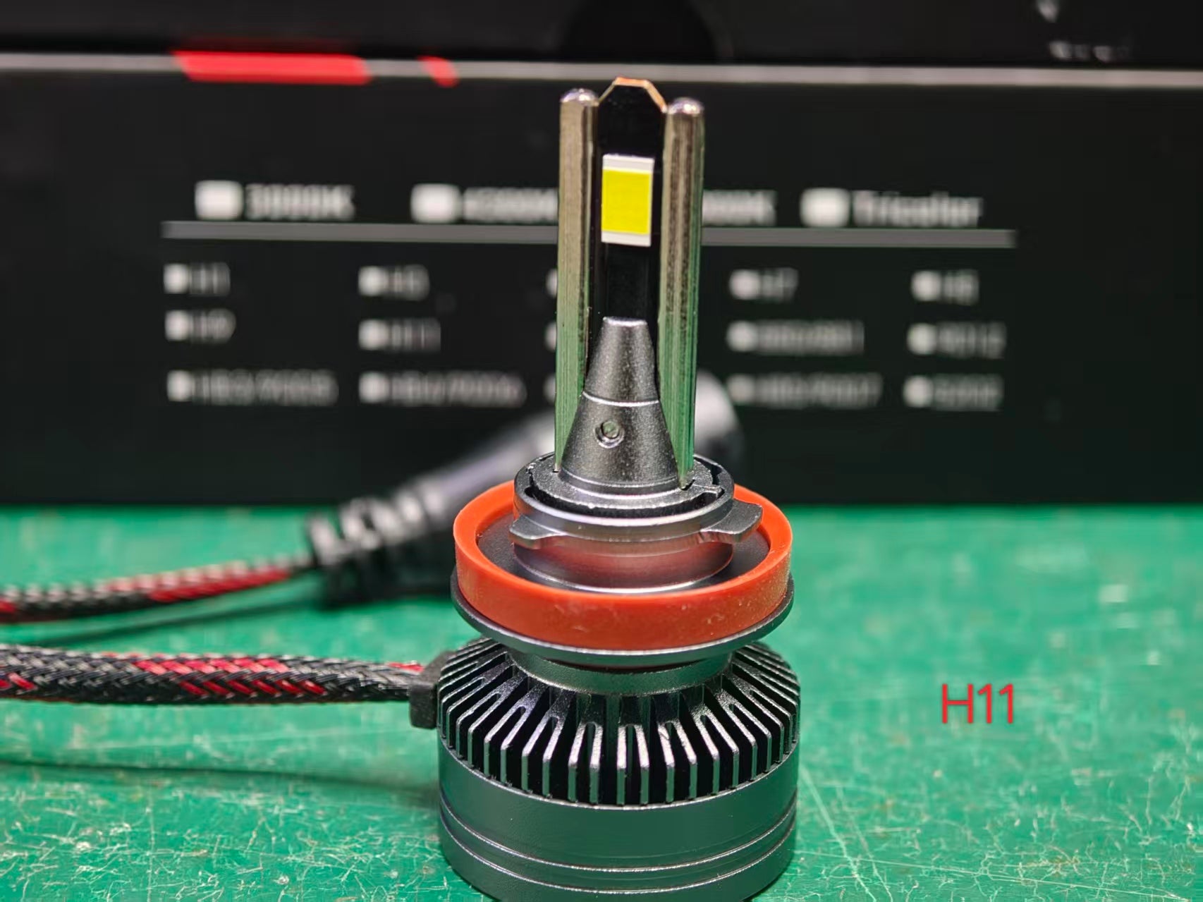HI H7 H4 Đèn LED công suất cao 6000LM 6000K Rõ ràng na Đèn pha Cài đặt dễ dàng mà không cần công cụ, ánh sáng mạnh tập trung chiếu xạ siêu rõ ràng, phạm vi siêu xa hơn 200 mét, công nghệ dẫn nhiệt