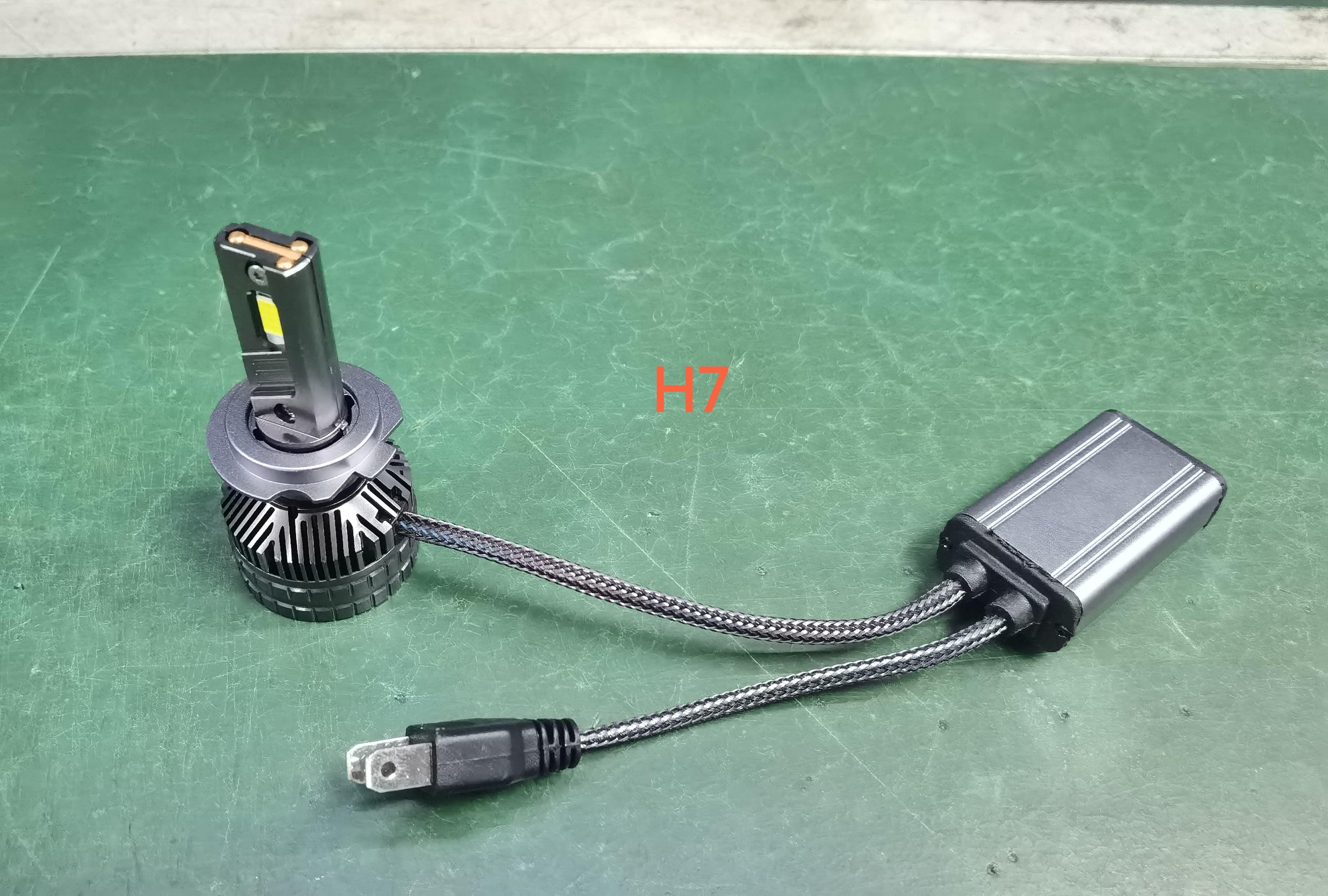 H4 LED Headlight for Car H4 led Bulb180W 18000LM 2Pcs Long Lifespan White Easy Instal